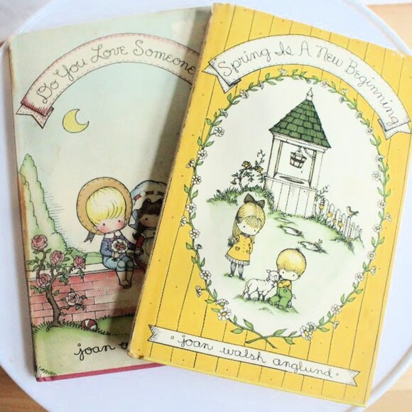 Set of 2 Vintage Joan Walsh Anglund  Poetry Books - Picture 1 of 2